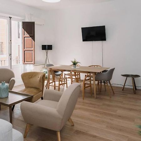 Stylish Apartment In The Centre Of Madrid-Malasana Buitenkant foto