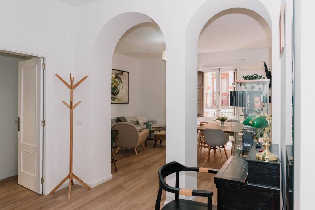 Stylish Apartment In The Centre Of Madrid-Malasana Buitenkant foto